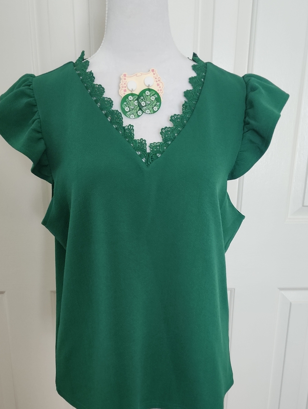 Women’s Green Lace-Trim V-Neck Flutter Sleeve Top